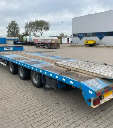 Pacton Semi-trailer